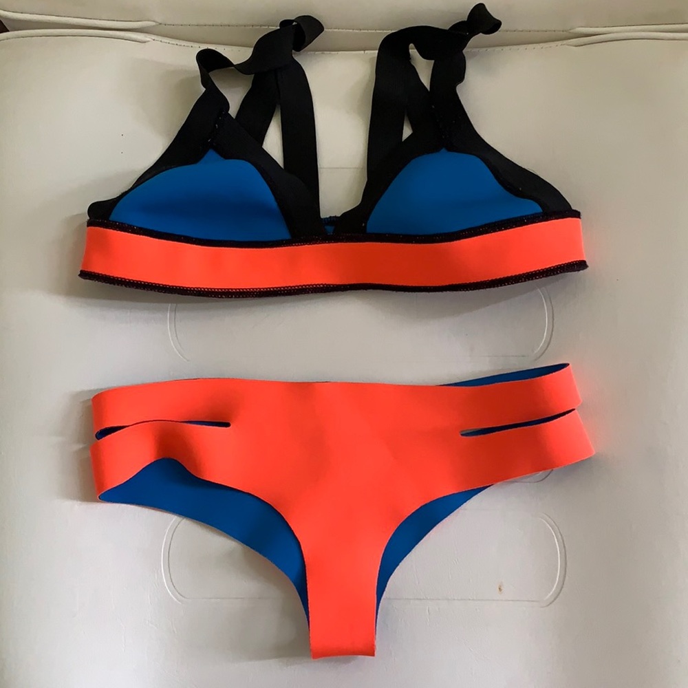 INDAH reversible bikini